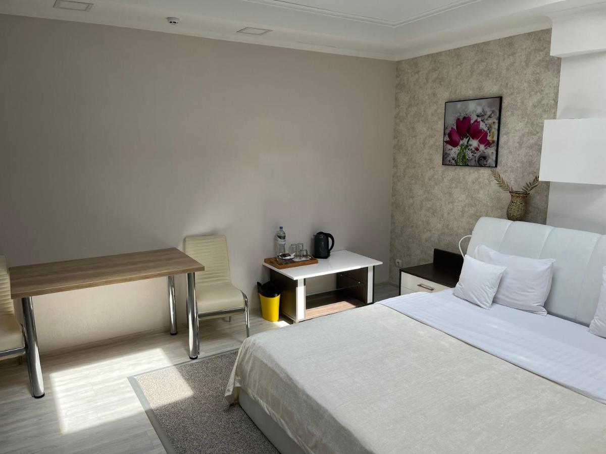 Elite Hotel Μπάλτσι Εξωτερικό φωτογραφία