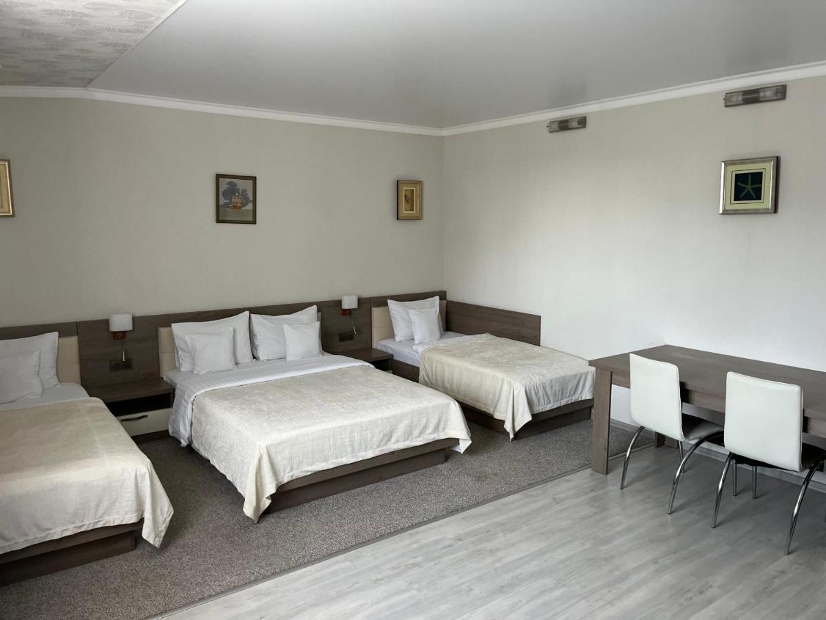 Elite Hotel Μπάλτσι Εξωτερικό φωτογραφία