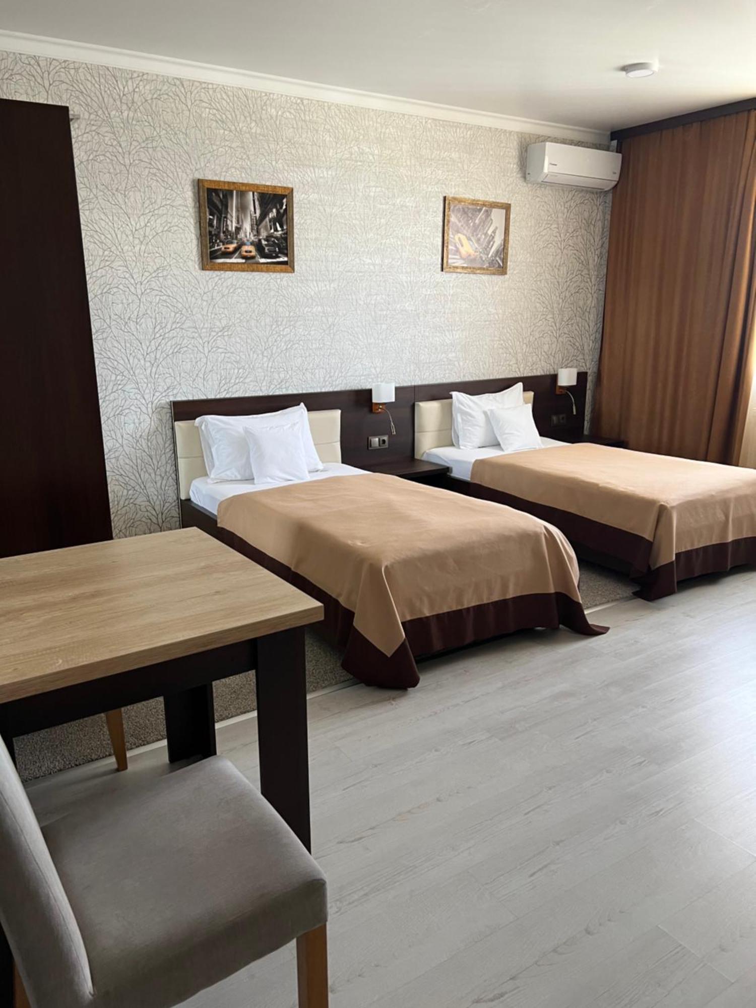 Elite Hotel Μπάλτσι Εξωτερικό φωτογραφία