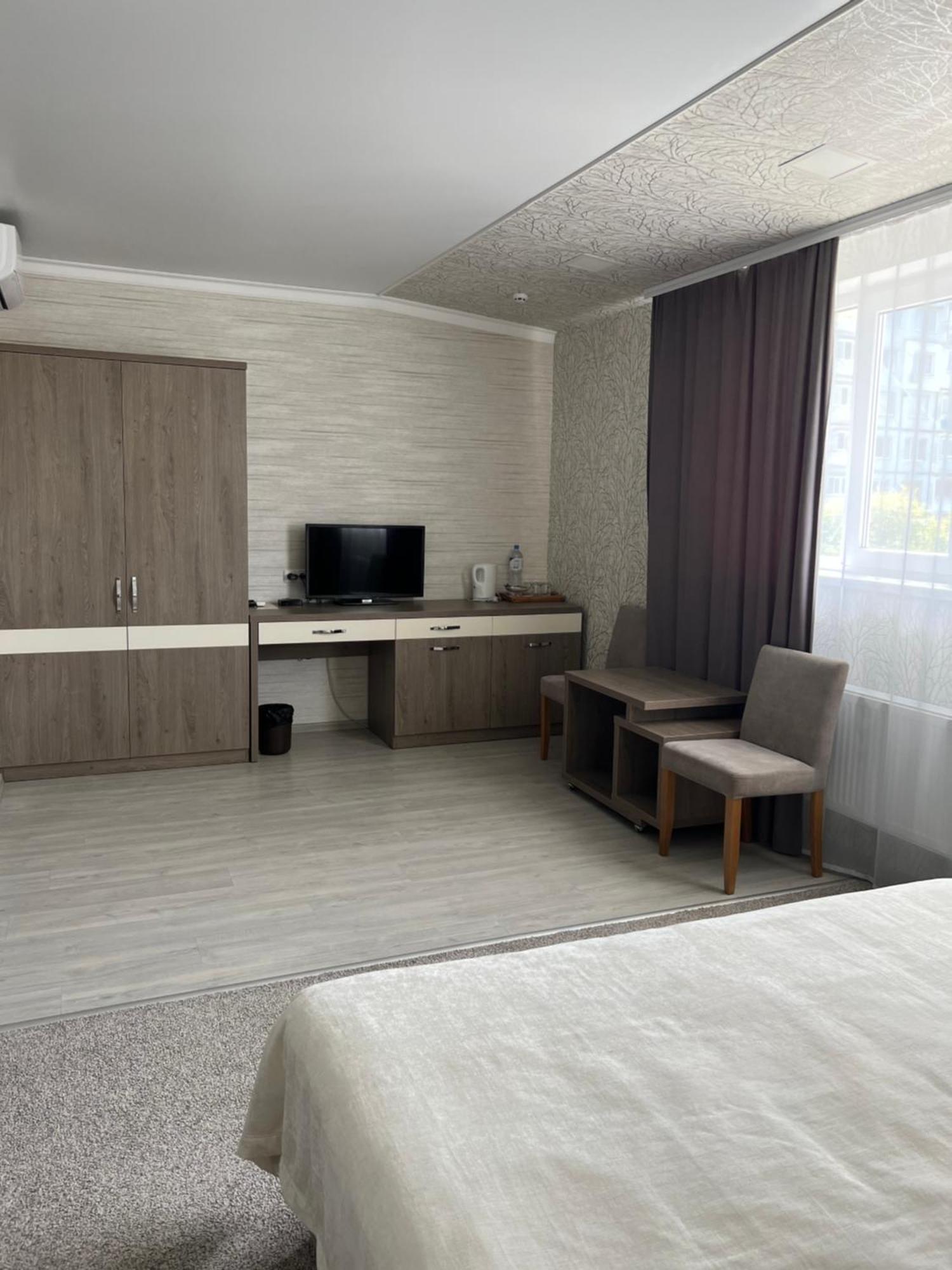 Elite Hotel Μπάλτσι Εξωτερικό φωτογραφία