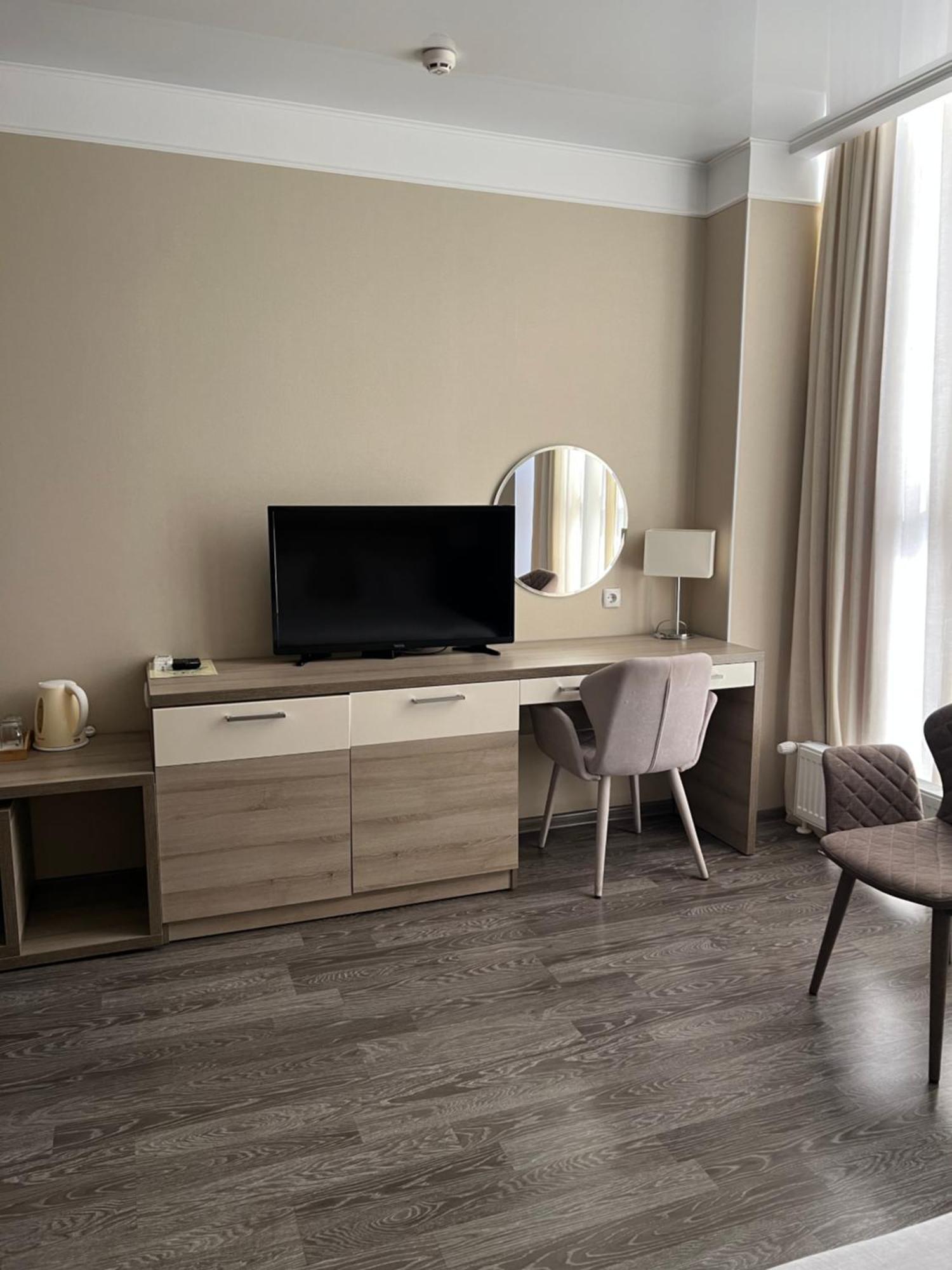 Elite Hotel Μπάλτσι Εξωτερικό φωτογραφία