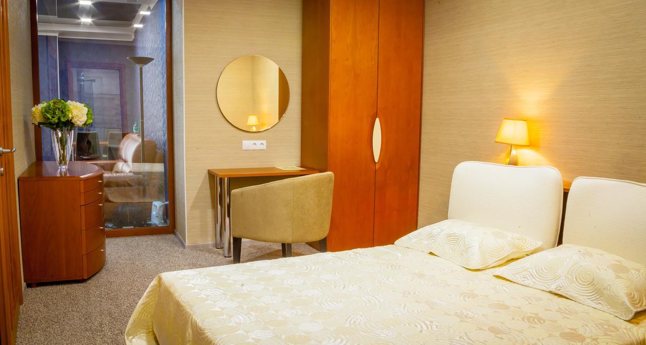 Elite Hotel Μπάλτσι Εξωτερικό φωτογραφία